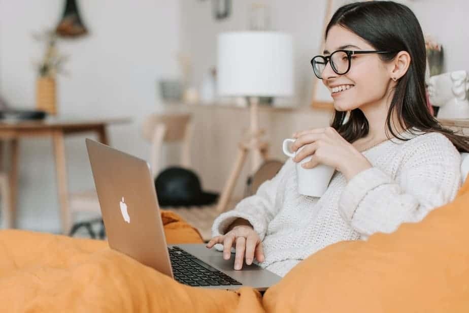 The Benefits of Real-Time Feedback in Online Spanish Classes